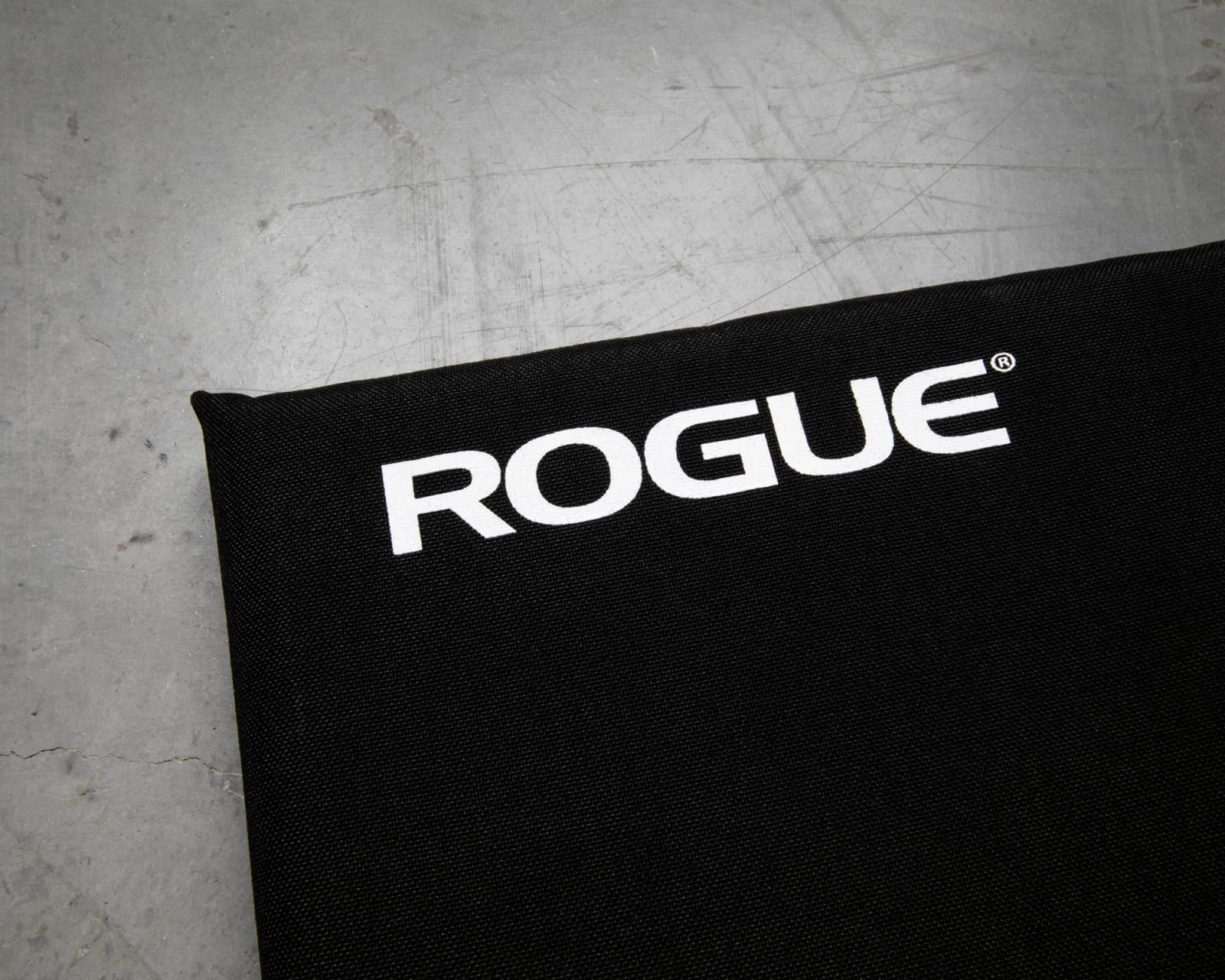 AbMat Hip Thrust Pad 6 AbMat Hip Thrust Pad - Image 4