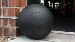 AbMat Medicine Ball -Rogue Fitness shop AB0017 WEB2 wyng0k