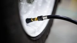 Rogue Fitness Rogue Ball Pump -Rogue Fitness shop AD0135 WEB2 xveqxw