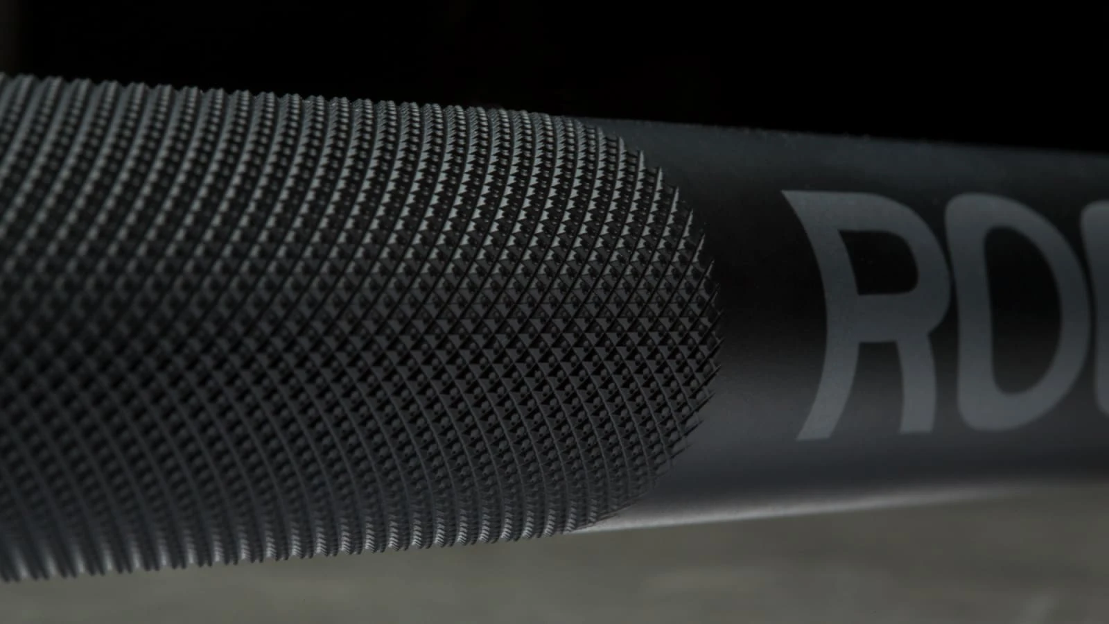 Rogue Fitness Rogue 45LB Ohio Power Bar - Cerakote 7 Rogue Fitness Rogue 45LB Ohio Power Bar - Cerakote - Image 5