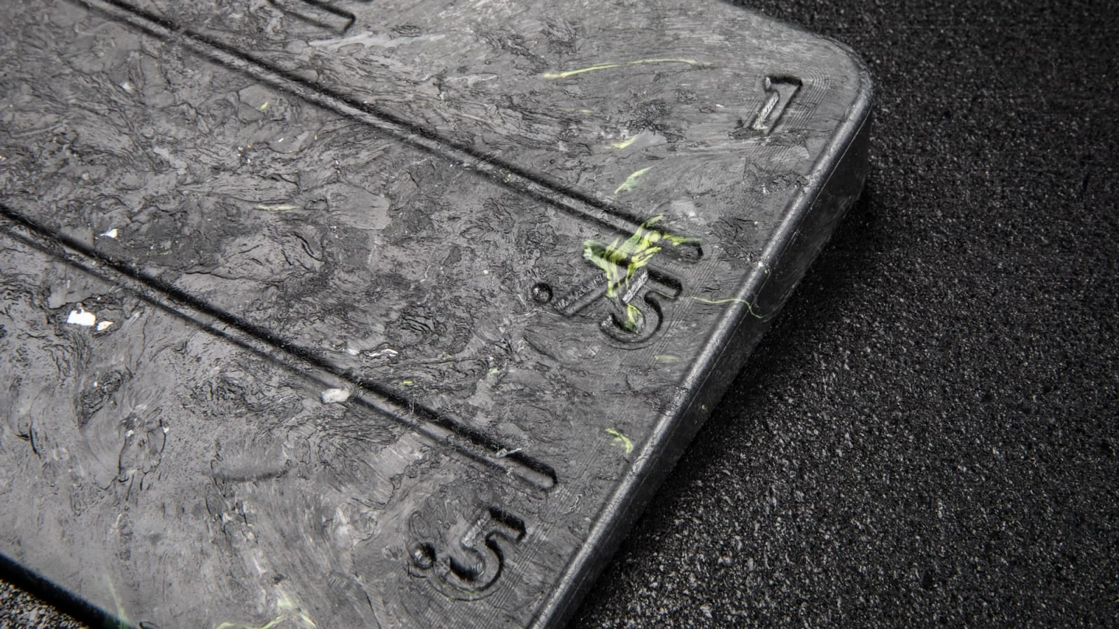 Rogue Fitness Rogue Resin Squat Wedge - Pair 5 Rogue Fitness Rogue Resin Squat Wedge - Pair - Image 3