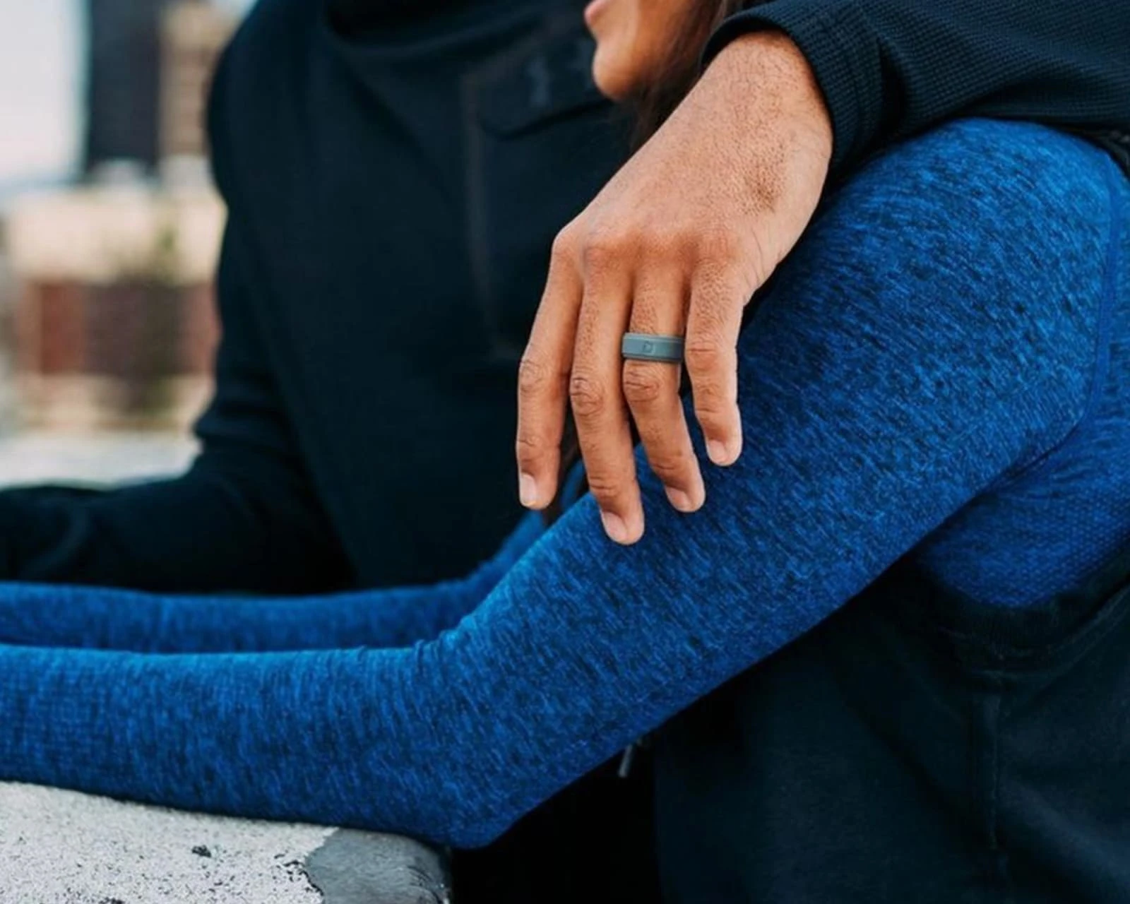 Qalo Men's Step Edge Q2X™ Silicone Ring 4 Qalo Men's Step Edge Q2X™ Silicone Ring - Image 2