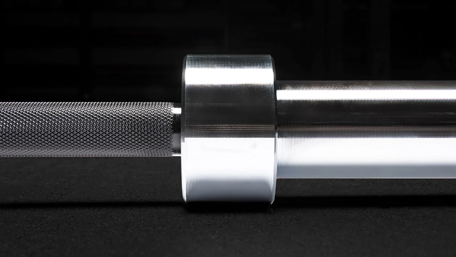 Rogue Fitness Rogue Ohio Deadlift Bar - E-Coat 5 Rogue Fitness Rogue Ohio Deadlift Bar - E-Coat - Image 3