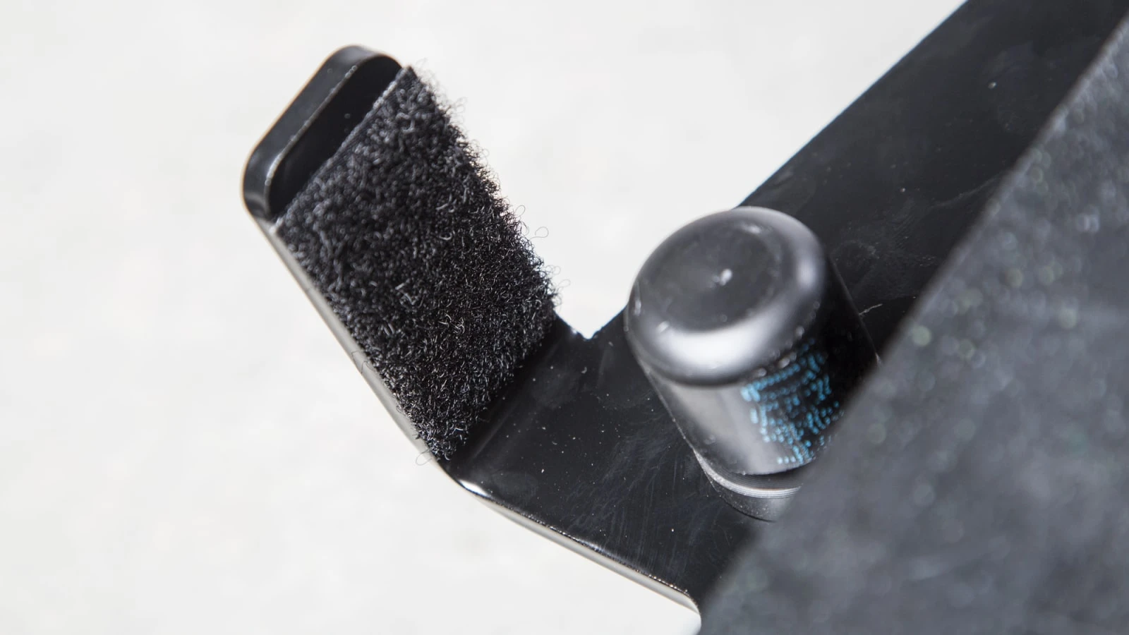 Rogue Fitness Rogue Monster Keyhole Gun Rack™ 6 Rogue Fitness Rogue Monster Keyhole Gun Rack™ - Image 4